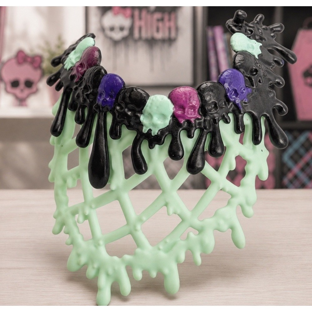 Monster High Abbey Bominable Sweet Screams Waffle Cone Ice Cream Skull Belt